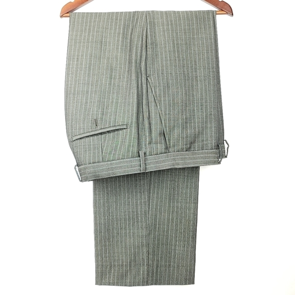 Guy Laroche Paris Two Piece Suit Chalk Stripe Wool Blend - Picture 11 of 12